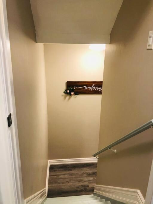 מפלי הניאגרה Entire Basement With 3 Bedrooms מראה חיצוני תמונה