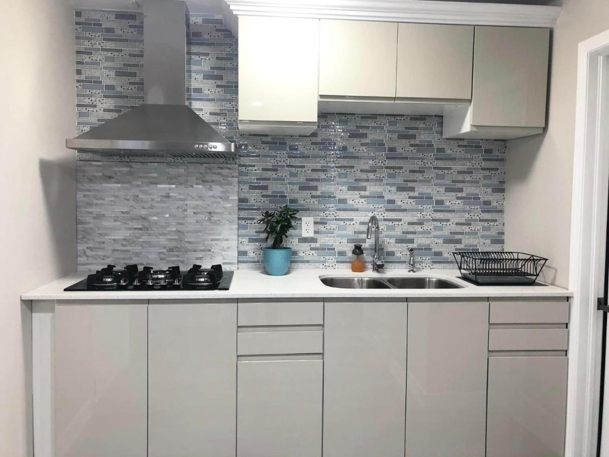 מפלי הניאגרה Entire Basement With 3 Bedrooms מראה חיצוני תמונה